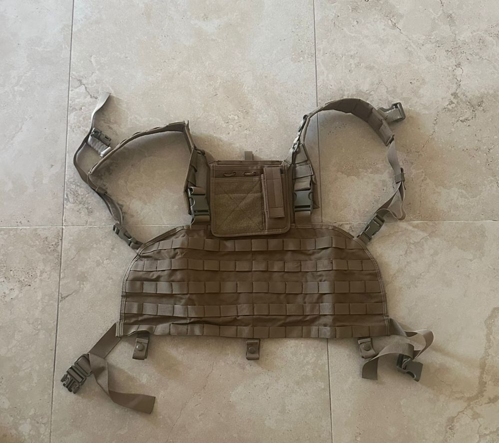 Vest desert, Abbigliamento usato come nuovo