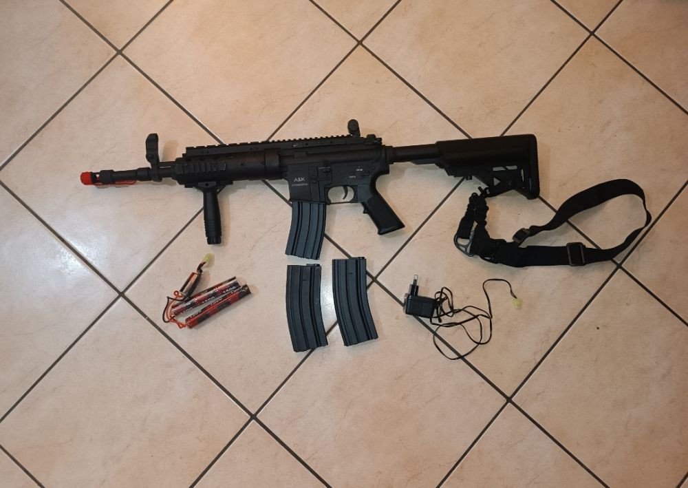 M4 MOD CQB SPR1 FULL METAL e equipaggiamento cqb, A&K, Softair usato come nuovo - foto 2