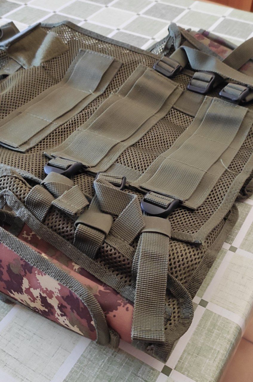 Gilet tattico multi-tasca, Abbigliamento usato come nuovo - foto 6